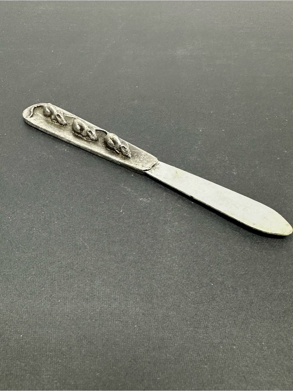 Vintage 1977 Metzke USA Pewter Three Blind Mice Cheese Knife Spreader 5”‎ A1
